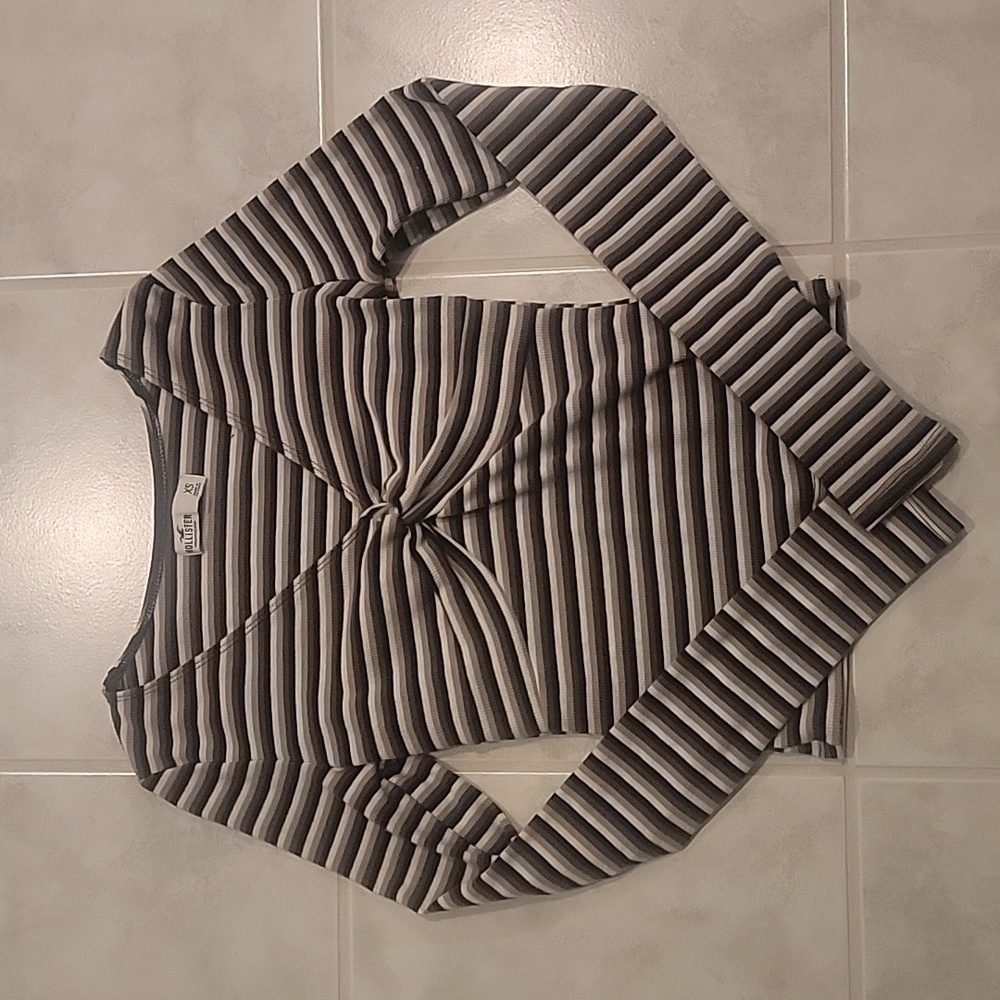 Hollister Long Sleeve Top